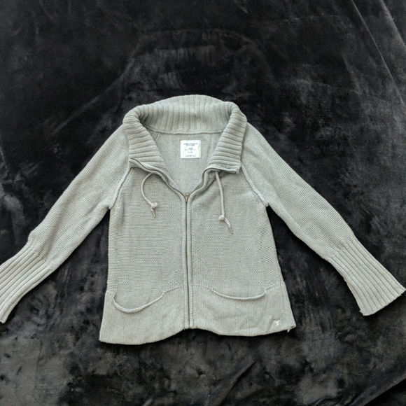 American Eagle Zip Up Collared Cardigan - Picture 2 of 8